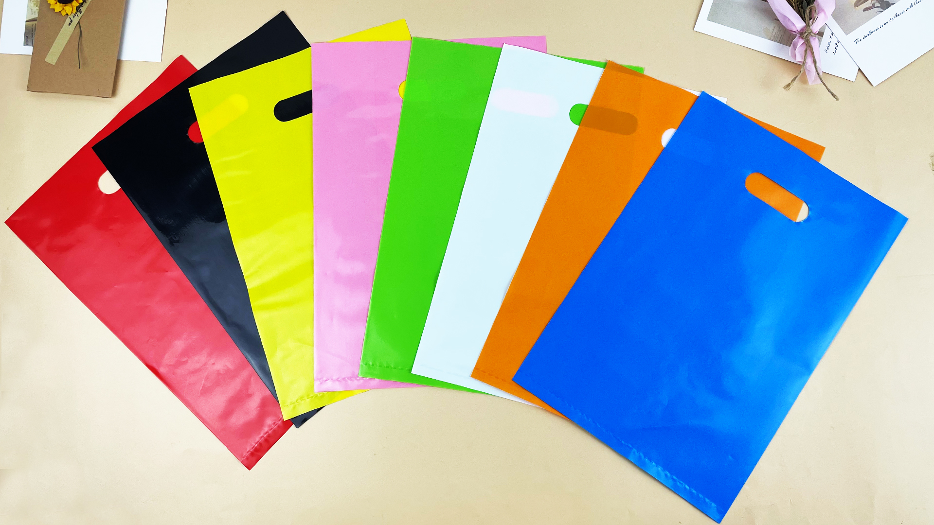 Amazon.com: 40PCS Orange Plastic Gift Bags Candy Bag Die Cut